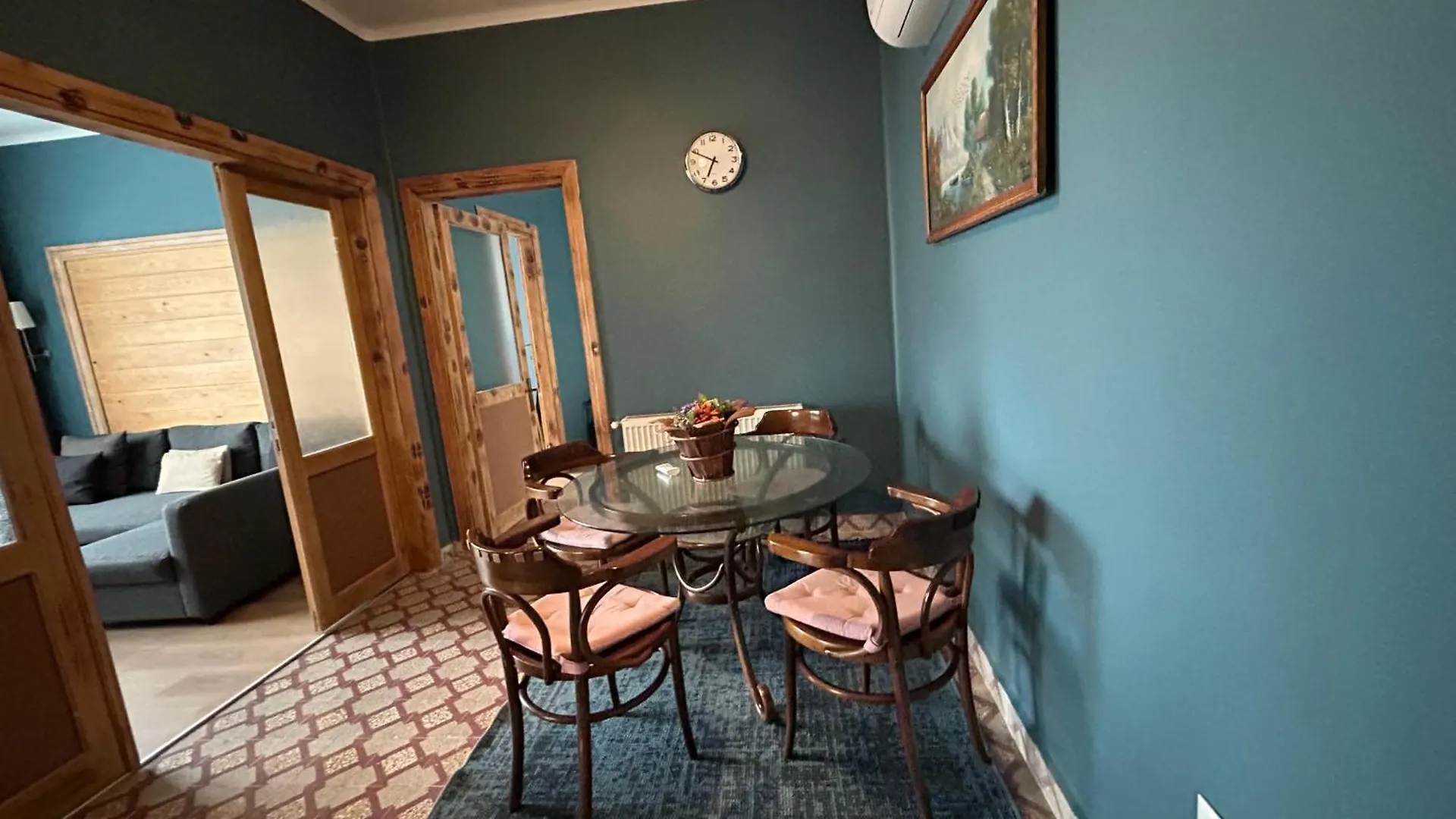 Waterfront Apartment By The Tram - Terrace With Dome & Golden Horn View In Fatih Istanbul