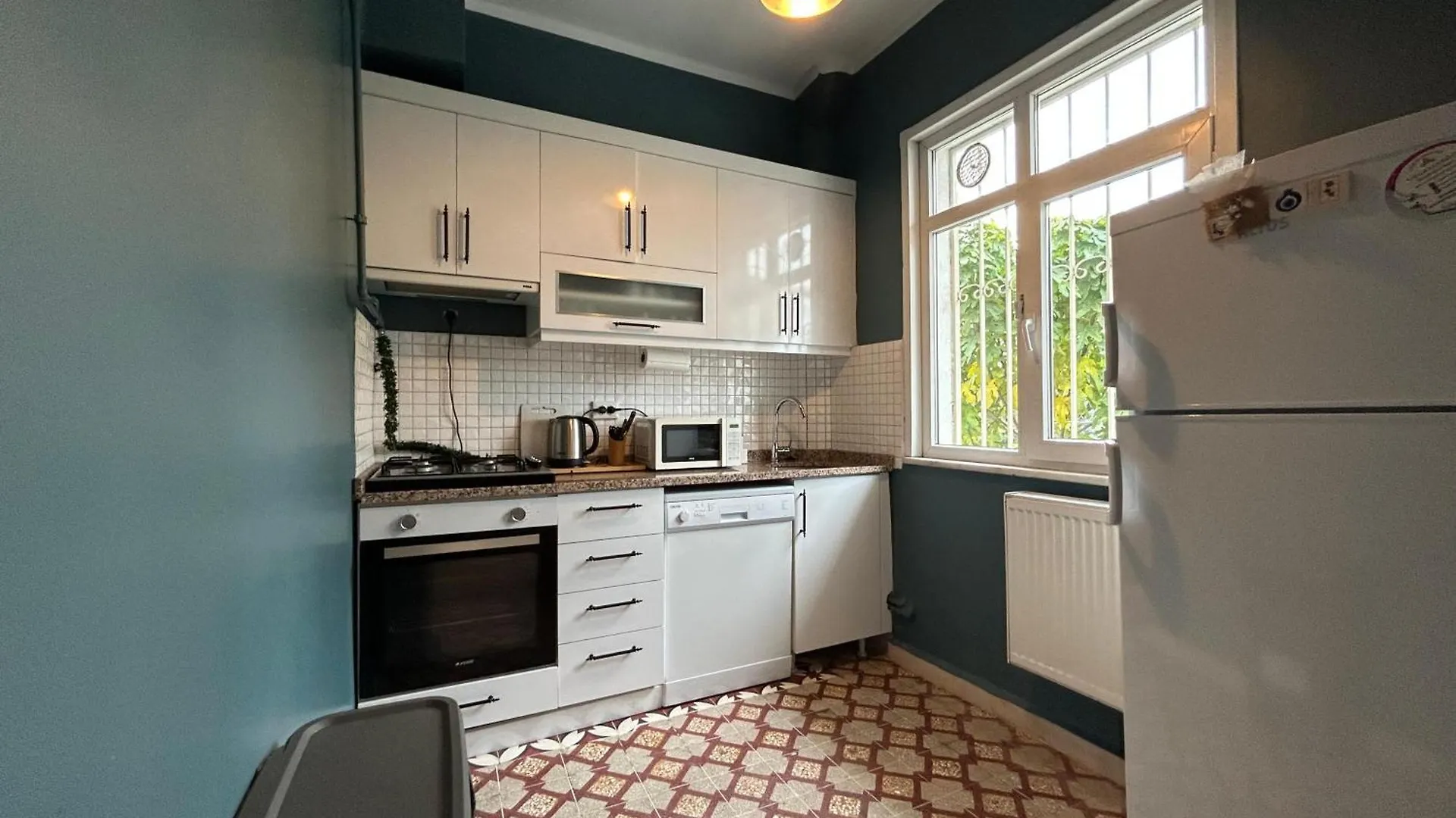 Waterfront Apartment By The Tram - Terrace With Dome & Golden Horn View In Fatih Istanbul 0*,