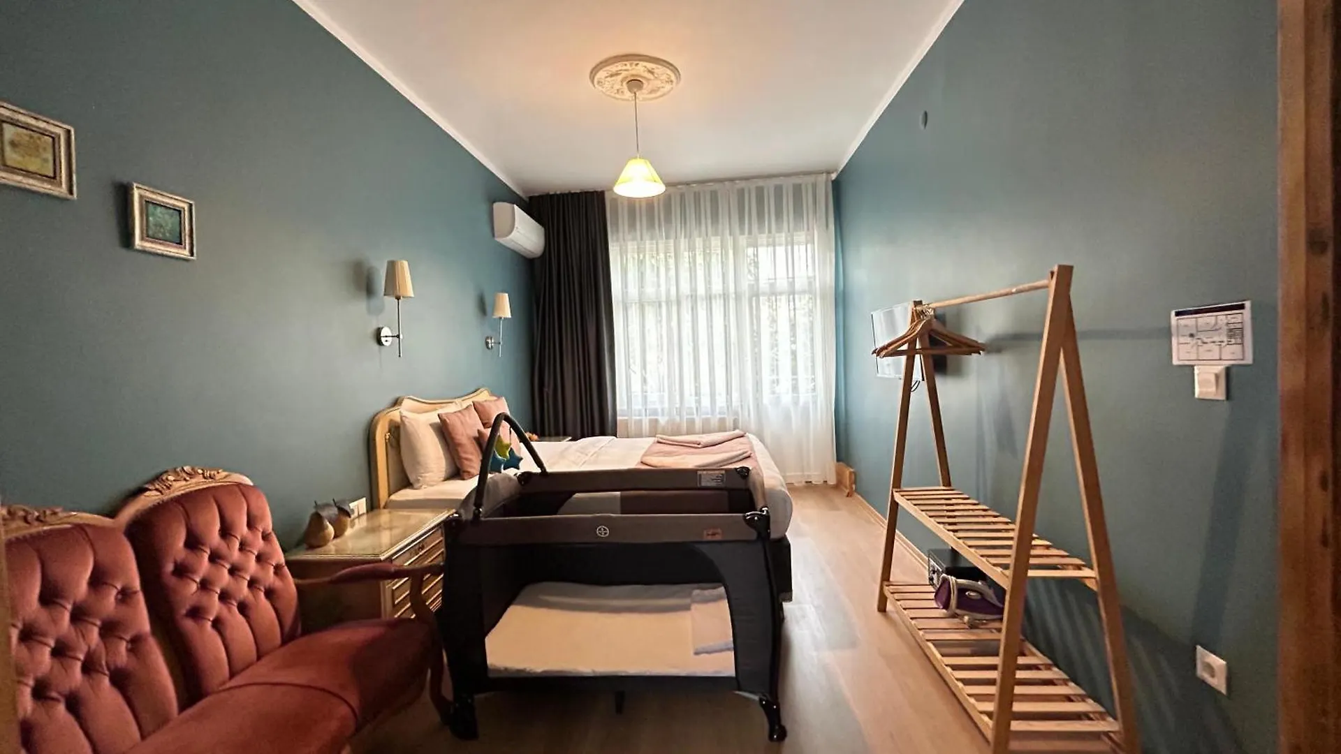 Waterfront Apartment By The Tram - Terrace With Dome & Golden Horn View In Fatih Istanbul 0*,
