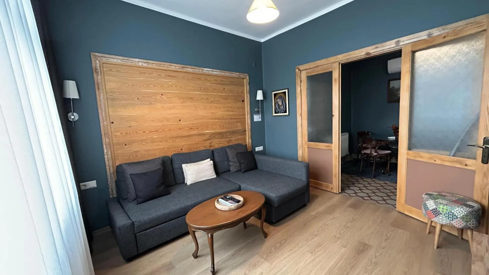 Waterfront Apartment By The Tram - Terrace With Dome & Golden Horn View In Fatih Istanbul
