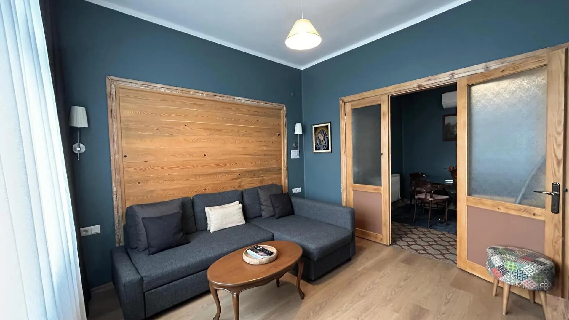 Waterfront Apartment By The Tram - Terrace With Dome & Golden Horn View In Fatih Istanbul